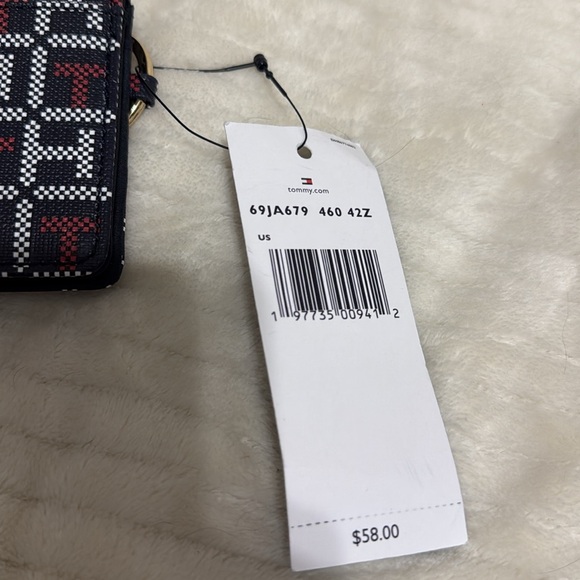 Tommy Hilfiger Black and Red Card Holder - Picture 7 of 7